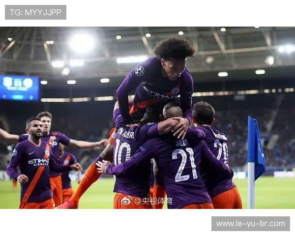 霍村中场核心闪耀赛场，精准组织助力球队逆转取胜