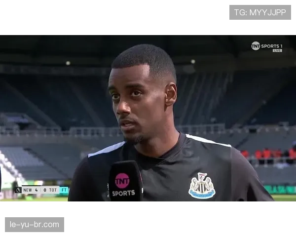 根据伊萨克最佳位置分析 新策略引领球队战术革新