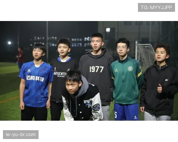 王钰栋闪耀赛场，青年才俊助力中国足球开启新篇章