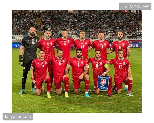 全球足坛重磅消息：多国球星状态回暖，赛场表现备受瞩目