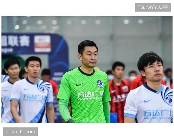 广州青年队新星表现稳健，备受瞩目助力球队未来腾飞