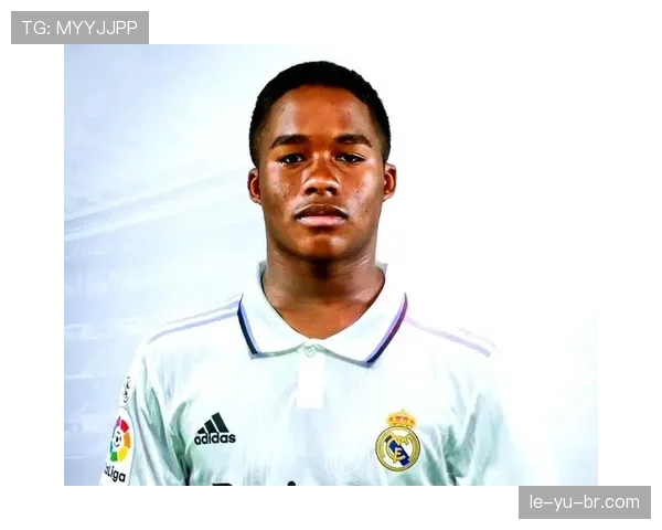 恩德里克成长路径揭秘：解析年轻球员潜力提升的关键因素与未来表现走势